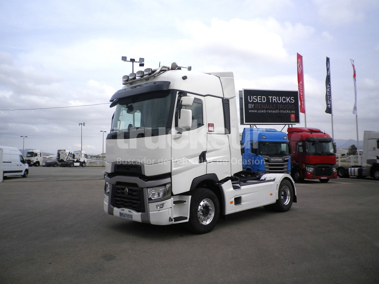 RENAULT T520 HIGH SLEEPER CAB - Vilcējs: foto 1 RENAULT T520 HIGH SLEEPER CAB - Vilcējs: foto 1