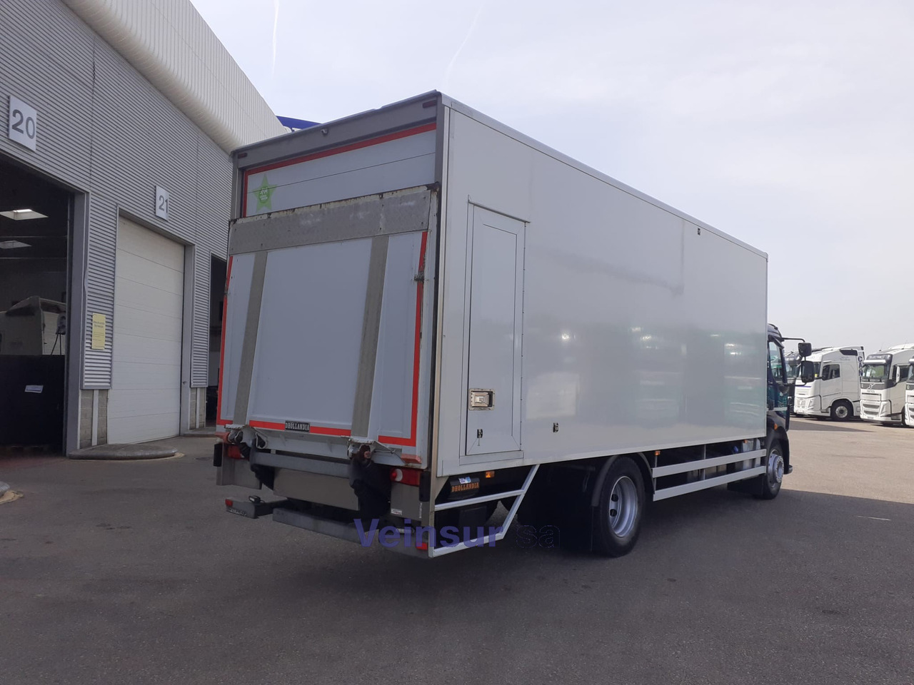 VOLVO FL 18 250 - Kravas automašīna: foto 4 VOLVO FL 18 250 - Kravas automašīna: foto 4