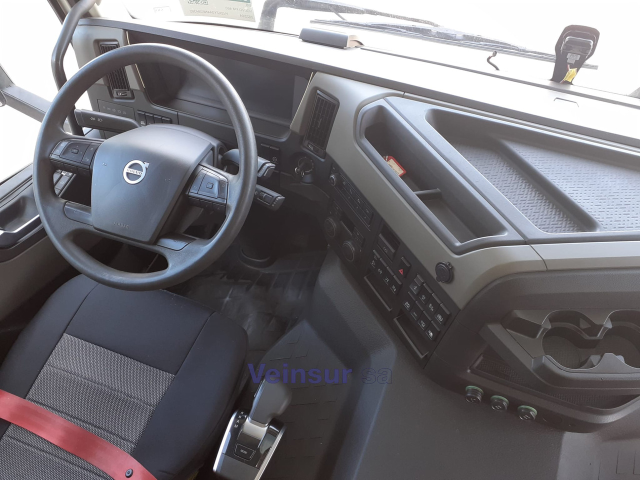 VOLVO FM 4X2 460 - Vilcējs: foto 5 VOLVO FM 4X2 460 - Vilcējs: foto 5