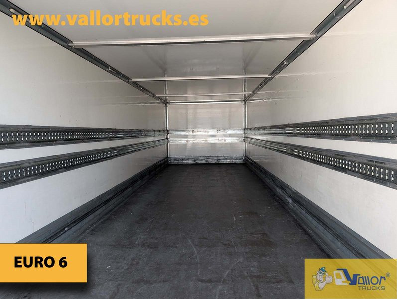 IVECO EUROCARGO 120E25 - Kravas automašīna ar slēgto virsbūvi: foto 4 IVECO EUROCARGO 120E25 - Kravas automašīna ar slēgto virsbūvi: foto 4