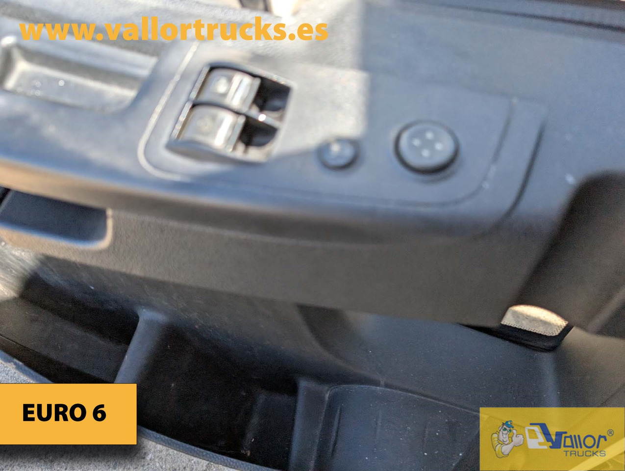 Kravas automašīna ar slēgto virsbūvi IVECO Eurocargo 90E220: foto 13