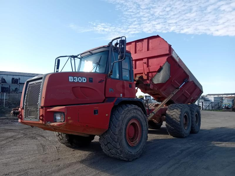 Bell B30B - Artikulētias pašizgāzējs: foto 2 Bell B30B - Artikulētias pašizgāzējs: foto 2