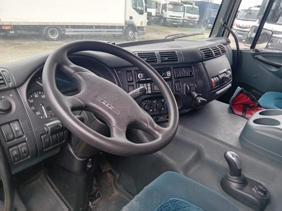 DAF CF 75.250 - Kravas automašīna ar slēgto virsbūvi: foto 5 DAF CF 75.250 - Kravas automašīna ar slēgto virsbūvi: foto 5