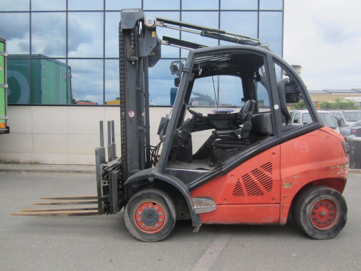 Fenwick H40D - Dīzeļiekrāvējs: foto 1 Fenwick H40D - Dīzeļiekrāvējs: foto 1