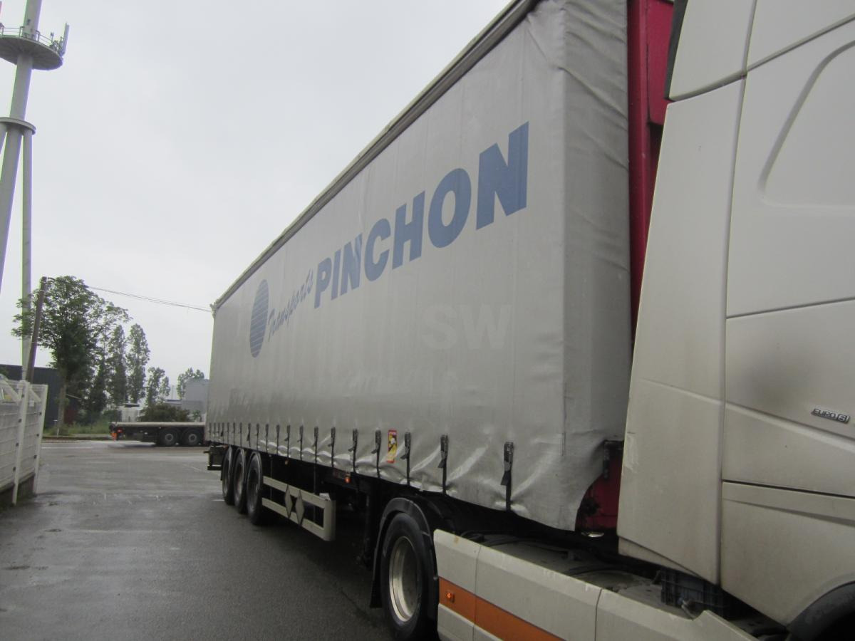 Fruehauf - Tenta puspiekabe: foto 1 Fruehauf - Tenta puspiekabe: foto 1