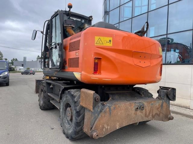 Hitachi ZX140W-5B - Riteņu ekskavators: foto 4 Hitachi ZX140W-5B - Riteņu ekskavators: foto 4