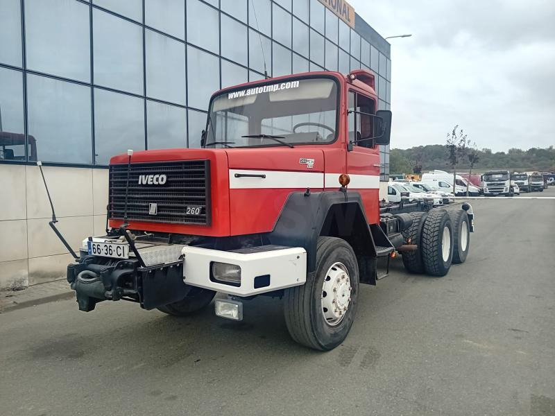 Iveco 260pc26 - Šasija kravas automašīna: foto 1 Iveco 260pc26 - Šasija kravas automašīna: foto 1