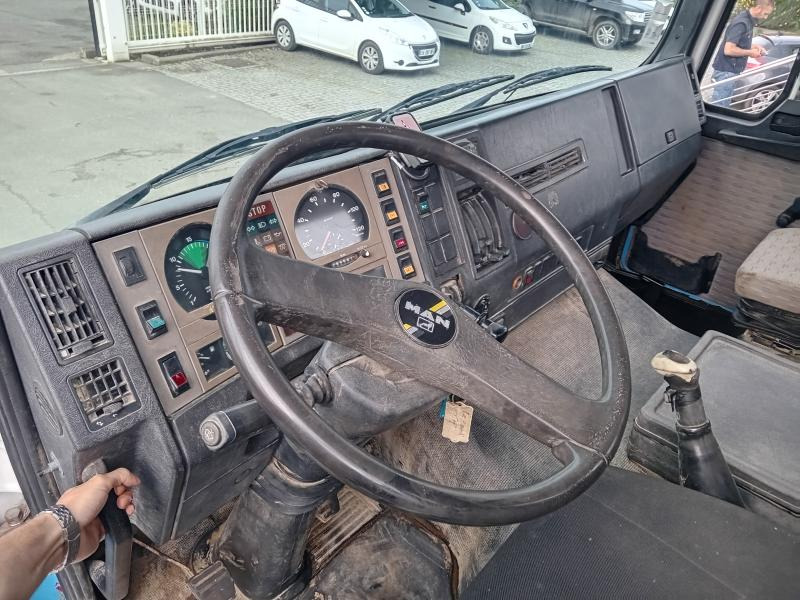Kravas automašīna pašizgāzējs MAN 19.272: foto 6
