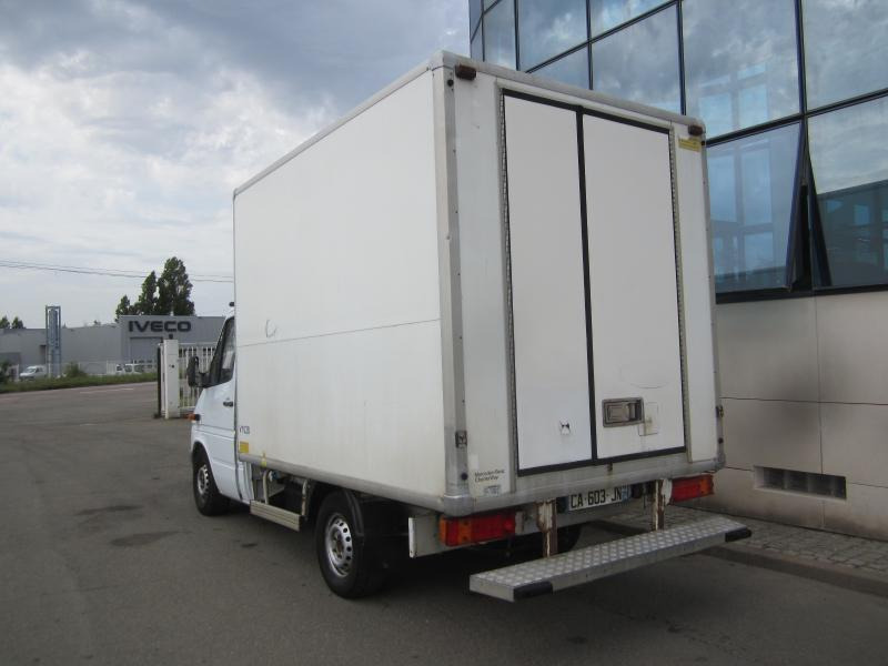 Mercedes 308D - Komercauto refrižerators: foto 3 Mercedes 308D - Komercauto refrižerators: foto 3