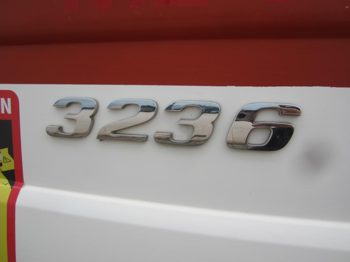Mercedes Actros 3236 - Kravas automašīna pašizgāzējs: foto 2 Mercedes Actros 3236 - Kravas automašīna pašizgāzējs: foto 2