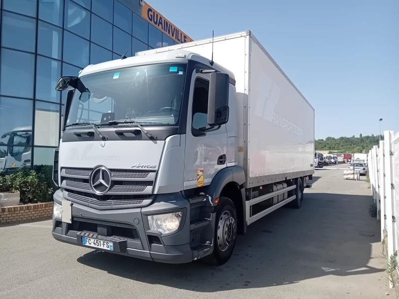 Mercedes Antos 1827 - Kravas automašīna ar slēgto virsbūvi: foto 1 Mercedes Antos 1827 - Kravas automašīna ar slēgto virsbūvi: foto 1