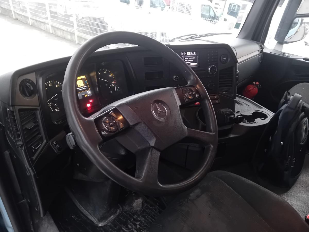 Mercedes Arocs 4143 - Kravas automašīna pašizgāzējs: foto 5 Mercedes Arocs 4143 - Kravas automašīna pašizgāzējs: foto 5