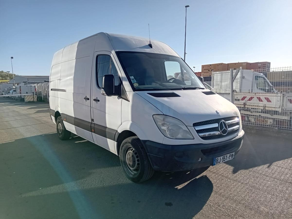 Mercedes Sprinter 218 CDI - Kravas mikroautobuss: foto 1 Mercedes Sprinter 218 CDI - Kravas mikroautobuss: foto 1