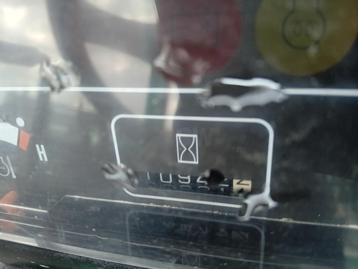 Mitsubishi FD25N - Dīzeļiekrāvējs: foto 4 Mitsubishi FD25N - Dīzeļiekrāvējs: foto 4