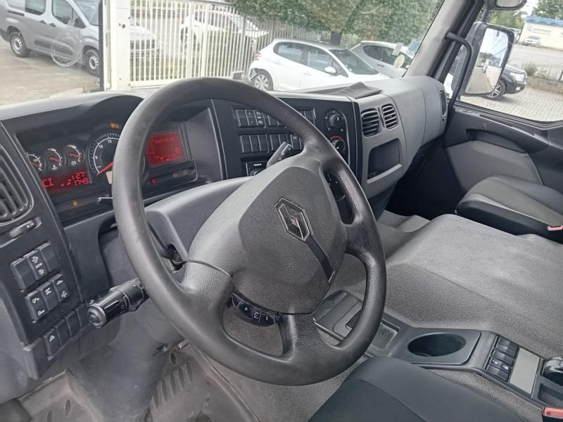 Renault Gamme D 280.19 - Kravas automašīna ar slēgto virsbūvi: foto 3 Renault Gamme D 280.19 - Kravas automašīna ar slēgto virsbūvi: foto 3