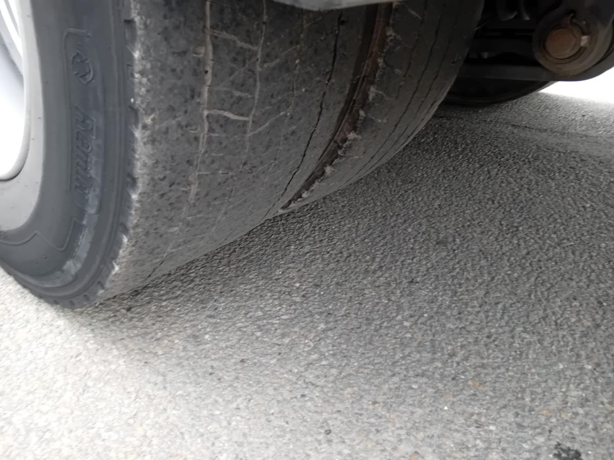 Renault Gamme D 280.19 - Kravas automašīna ar slēgto virsbūvi: foto 5 Renault Gamme D 280.19 - Kravas automašīna ar slēgto virsbūvi: foto 5