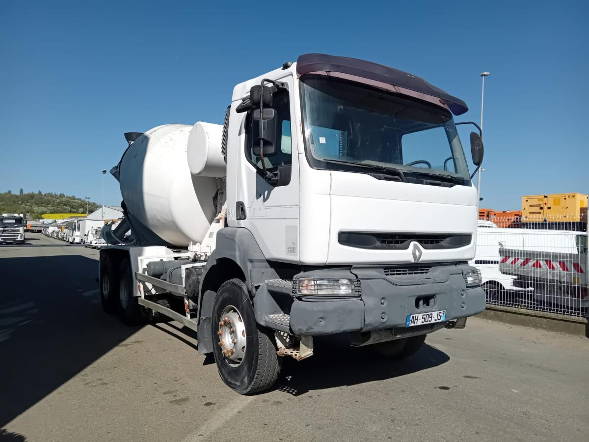 Renault Kerax 340 - Betonvedējs: foto 2 Renault Kerax 340 - Betonvedējs: foto 2