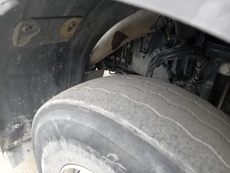 Renault Kerax 370 DXI - Pacēlājs ar āķi: foto 4 Renault Kerax 370 DXI - Pacēlājs ar āķi: foto 4