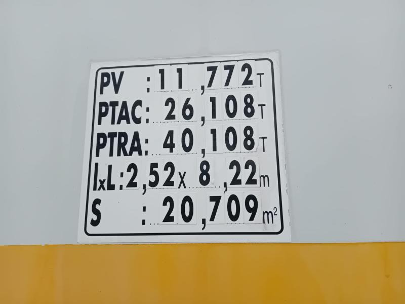 Renault Kerax 370 DXI - Pacēlājs ar āķi: foto 5 Renault Kerax 370 DXI - Pacēlājs ar āķi: foto 5