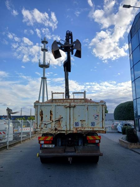 Renault Kerax 380 DXI - Kravas automašīna pašizgāzējs, Kravas auto ar manipulatoru: foto 4 Renault Kerax 380 DXI - Kravas automašīna pašizgāzējs, Kravas auto ar manipulatoru: foto 4