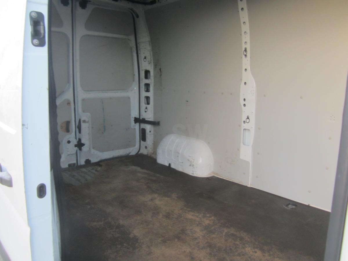 Renault Master 2.3 DCI 125 - Kravas mikroautobuss: foto 4 Renault Master 2.3 DCI 125 - Kravas mikroautobuss: foto 4