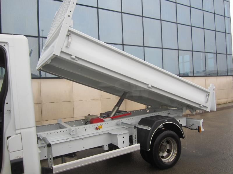 Komercauto pašizgāzējs Renault Master 2.3 DCI 150: foto 19