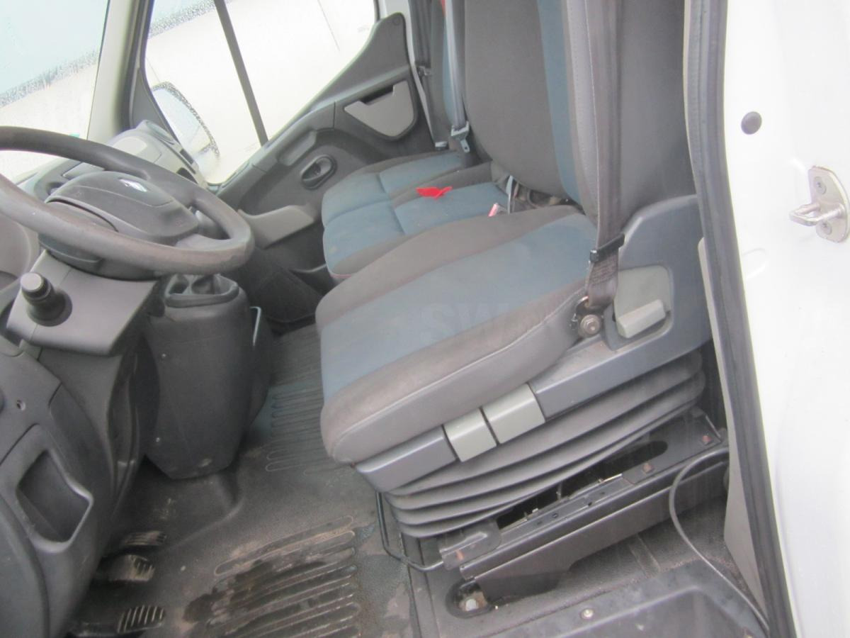 Komercauto pašizgāzējs Renault Master 2.3 DCI 150: foto 14