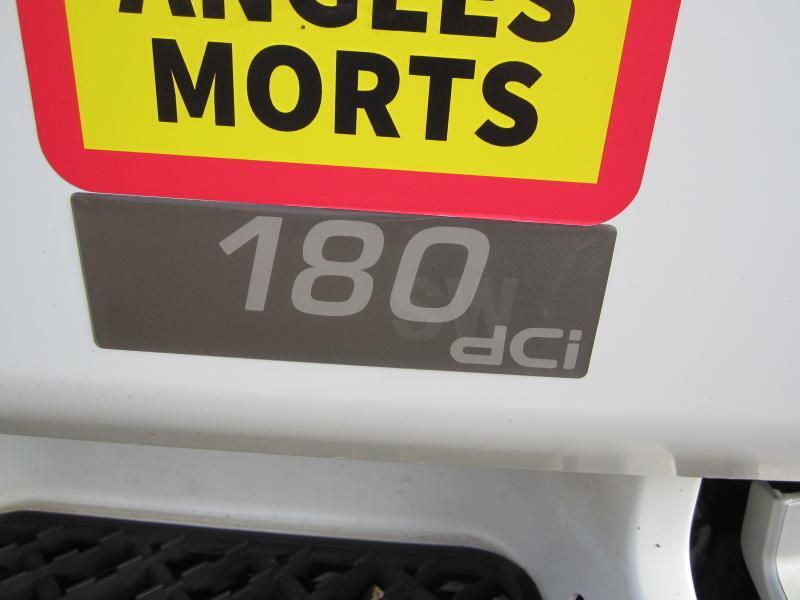 Renault Midlum 180 DCI - Kravas automašīna ar tentu: foto 3 Renault Midlum 180 DCI - Kravas automašīna ar tentu: foto 3