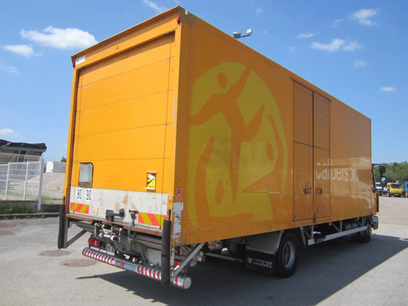 Renault Midlum 220 DXI - Kravas automašīna ar slēgto virsbūvi: foto 4 Renault Midlum 220 DXI - Kravas automašīna ar slēgto virsbūvi: foto 4