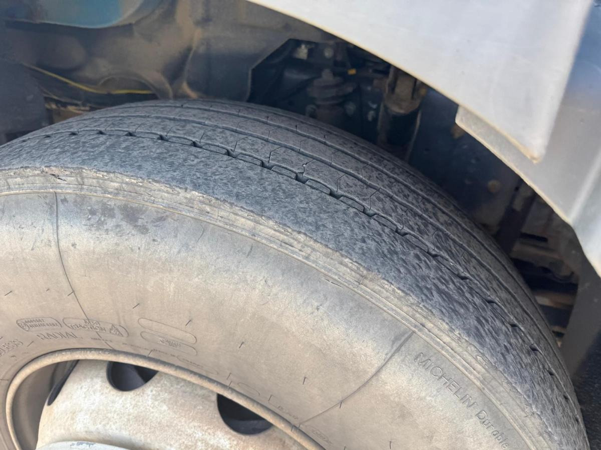 Autocisterna pārvadāšana degvielas Renault Premium 270 DCI: foto 16