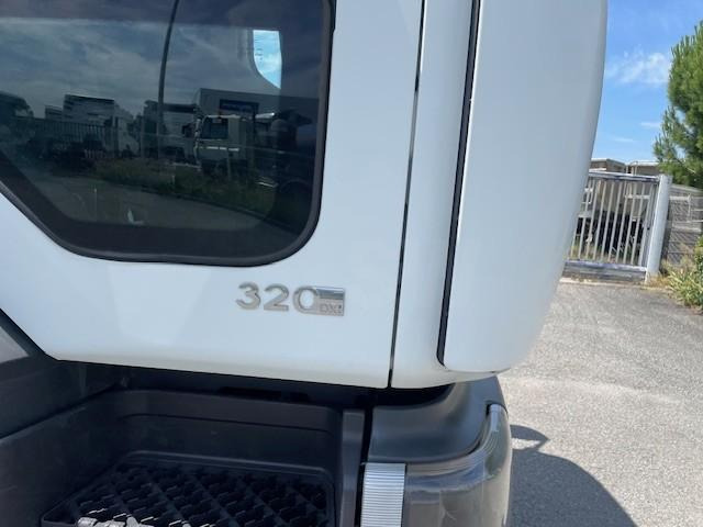 Renault Premium 320 DXI - Atkritumu vedējs: foto 3 Renault Premium 320 DXI - Atkritumu vedējs: foto 3