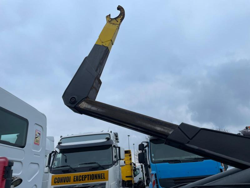 Renault Premium Lander 430 DXI - Pacēlājs ar āķi: foto 5 Renault Premium Lander 430 DXI - Pacēlājs ar āķi: foto 5
