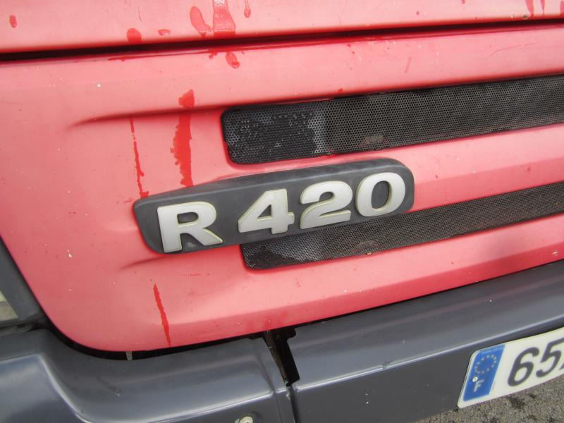 Scania R 420 - Pacēlājs ar āķi: foto 2 Scania R 420 - Pacēlājs ar āķi: foto 2