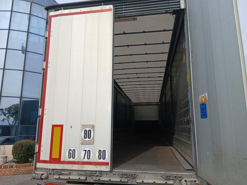 Schmitz Cargobull - Tenta puspiekabe: foto 3 Schmitz Cargobull - Tenta puspiekabe: foto 3