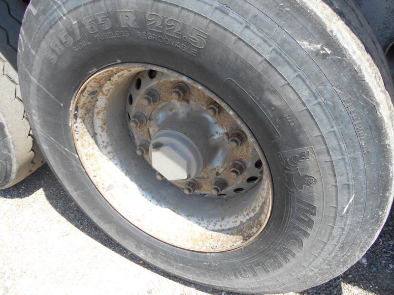 Trailor - Puspiekabe pašizgāzējs: foto 5 Trailor - Puspiekabe pašizgāzējs: foto 5