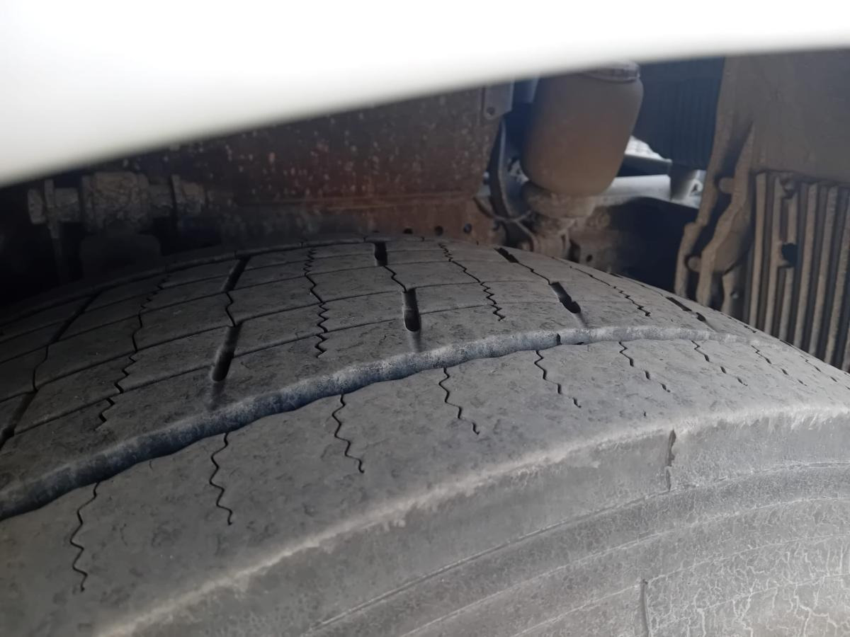 Vilcējs MAN TGX 18.500: foto 9