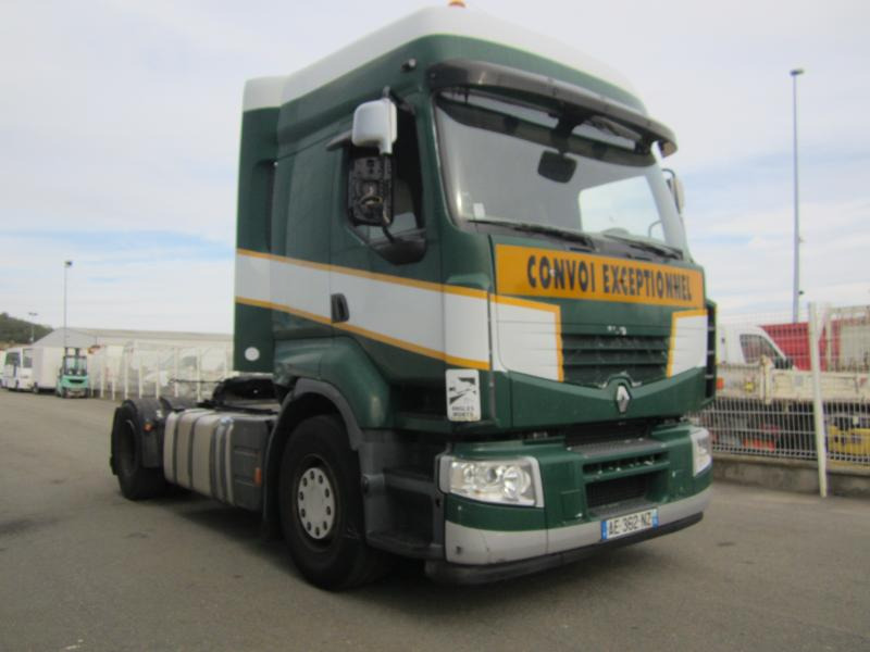 Renault Premium - Vilcējs: foto 2 Renault Premium - Vilcējs: foto 2
