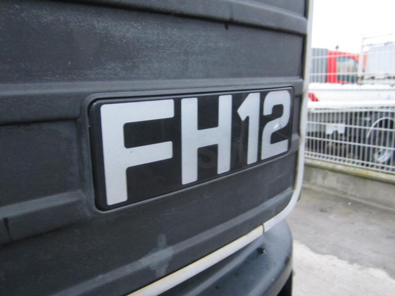 Volvo FH12 380 - Vilcējs: foto 4 Volvo FH12 380 - Vilcējs: foto 4