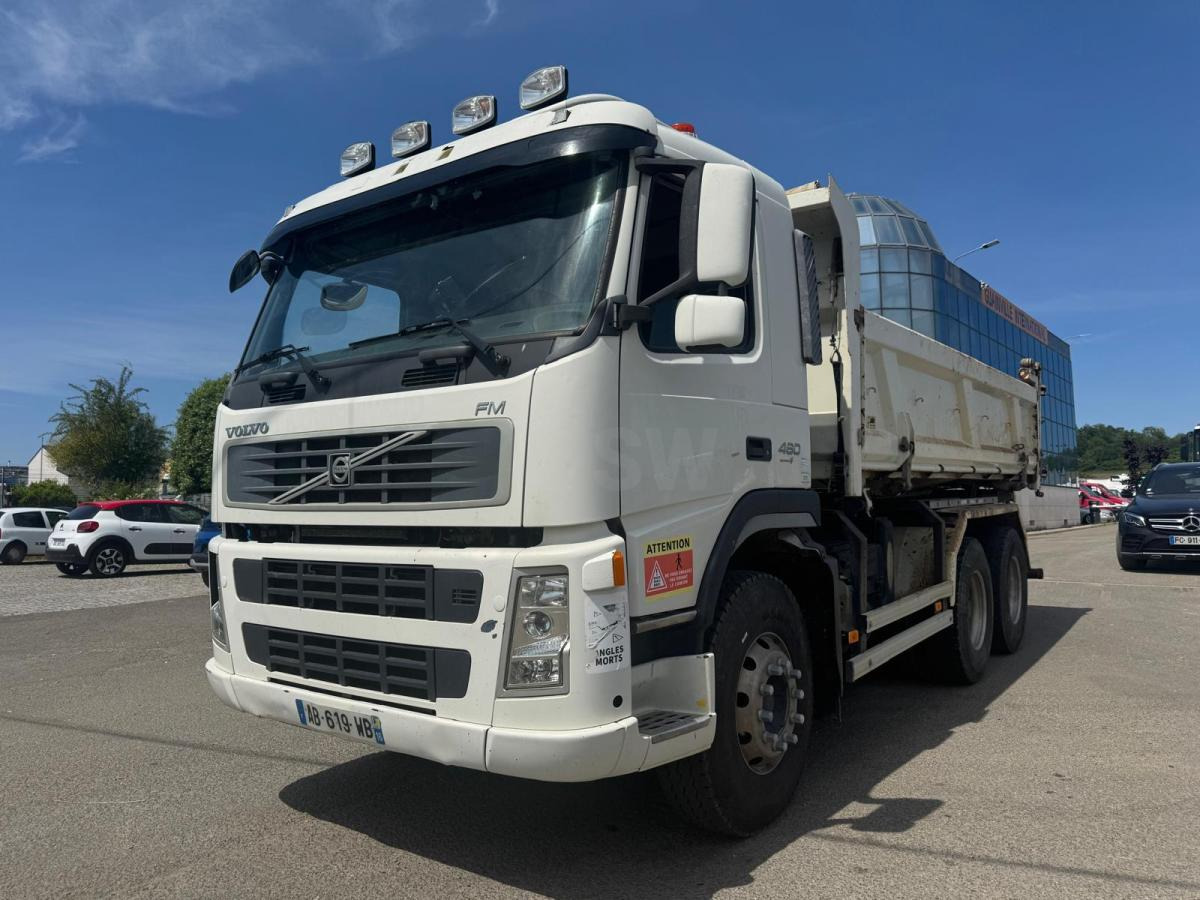 Volvo FM 460 - Kravas automašīna pašizgāzējs: foto 1 Volvo FM 460 - Kravas automašīna pašizgāzējs: foto 1