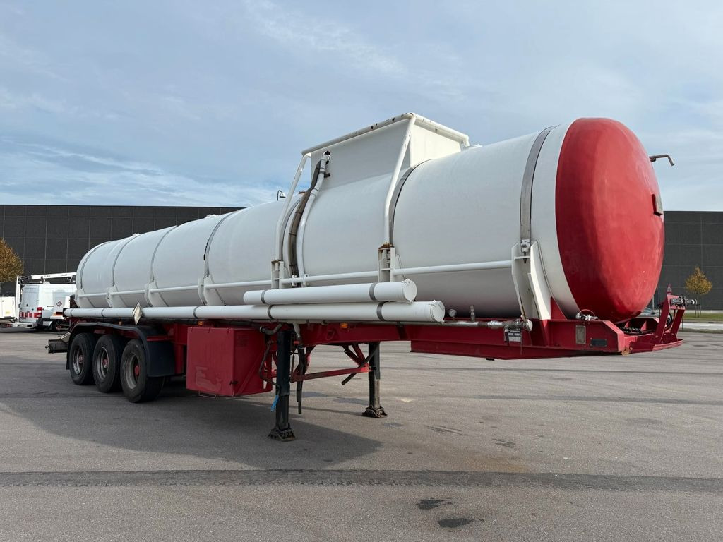 Blumhardt 3 axle 29.000 L ADR Tank trailer - Puspiekabe cisterna: foto 2 Blumhardt 3 axle 29.000 L ADR Tank trailer - Puspiekabe cisterna: foto 2