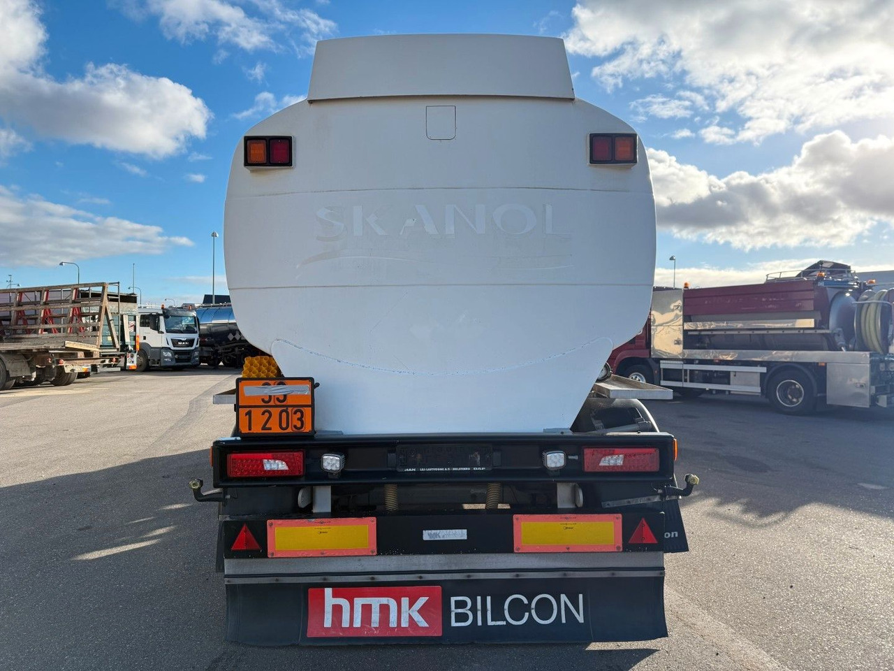 HMK Bilcon 27.000 l. ADR Tank 5 compartment - Piekabe cisterna: foto 5 HMK Bilcon 27.000 l. ADR Tank 5 compartment - Piekabe cisterna: foto 5