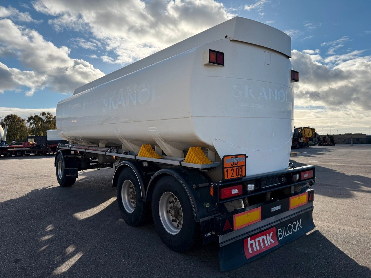 HMK Bilcon 27.000 l. ADR Tank 5 compartment - Piekabe cisterna: foto 4 HMK Bilcon 27.000 l. ADR Tank 5 compartment - Piekabe cisterna: foto 4