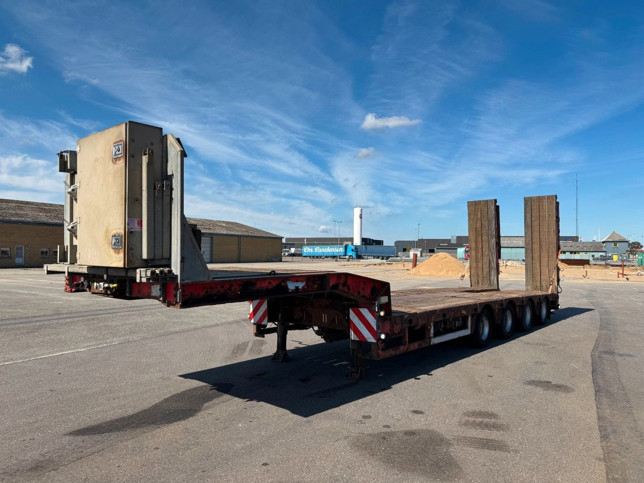 Kel-Berg Faymonville 4 axle Ausziehbar Tieflader - Puspiekabe zema profila platforma: foto 1 Kel-Berg Faymonville 4 axle Ausziehbar Tieflader - Puspiekabe zema profila platforma: foto 1