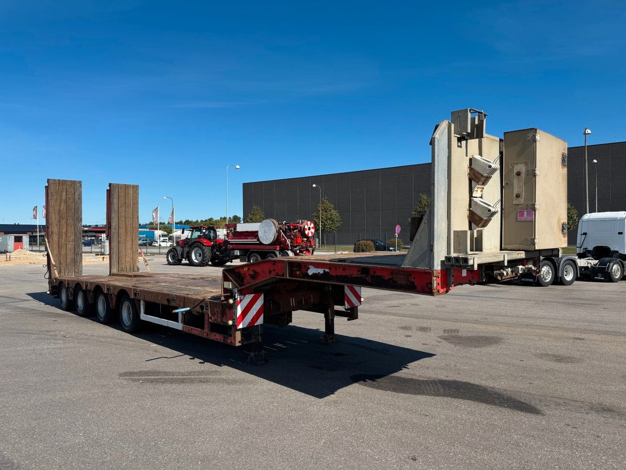 Kel-Berg Faymonville 4 axle Ausziehbar Tieflader - Puspiekabe zema profila platforma: foto 2 Kel-Berg Faymonville 4 axle Ausziehbar Tieflader - Puspiekabe zema profila platforma: foto 2