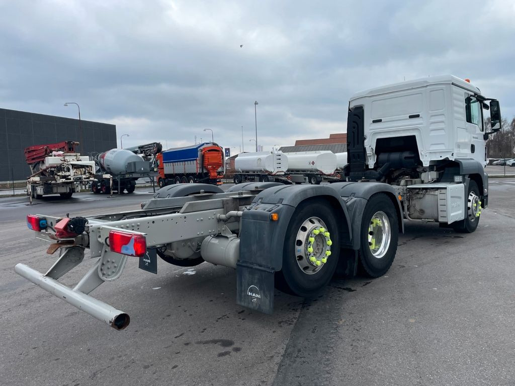 MAN TGS 26.440 6x2*4 ADR Fahrgestell Euro 6 MAN TGS 26.440 6x2*4 ADR Fahrgestell Euro 6 - Šasija kravas automašīna: foto 3 MAN TGS 26.440 6x2*4 ADR Fahrgestell Euro 6 MAN TGS 26.440 6x2*4 ADR Fahrgestell Euro 6 - Šasija kravas automašīna: foto 3