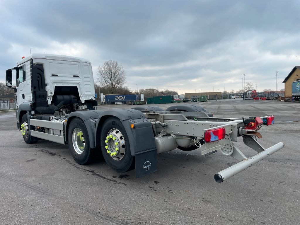 MAN TGS 26.440 6x2*4 ADR Fahrgestell Euro 6 MAN TGS 26.440 6x2*4 ADR Fahrgestell Euro 6 - Šasija kravas automašīna: foto 4 MAN TGS 26.440 6x2*4 ADR Fahrgestell Euro 6 MAN TGS 26.440 6x2*4 ADR Fahrgestell Euro 6 - Šasija kravas automašīna: foto 4