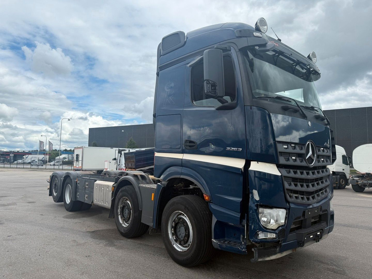 Mercedes-Benz Arocs 3253 8x26 Euro 6 Chassis / Fahrgestell - Šasija kravas automašīna: foto 2 Mercedes-Benz Arocs 3253 8x26 Euro 6 Chassis / Fahrgestell - Šasija kravas automašīna: foto 2