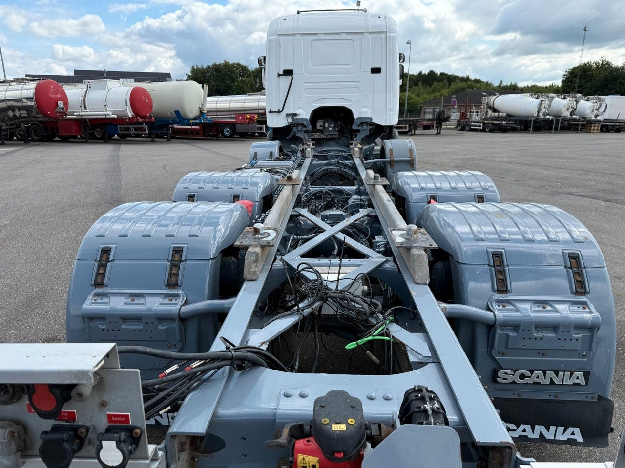 Scania G450 8x2*6 ADR Chassis / Fahrgestell / Euro 6 - Šasija kravas automašīna: foto 5 Scania G450 8x2*6 ADR Chassis / Fahrgestell / Euro 6 - Šasija kravas automašīna: foto 5