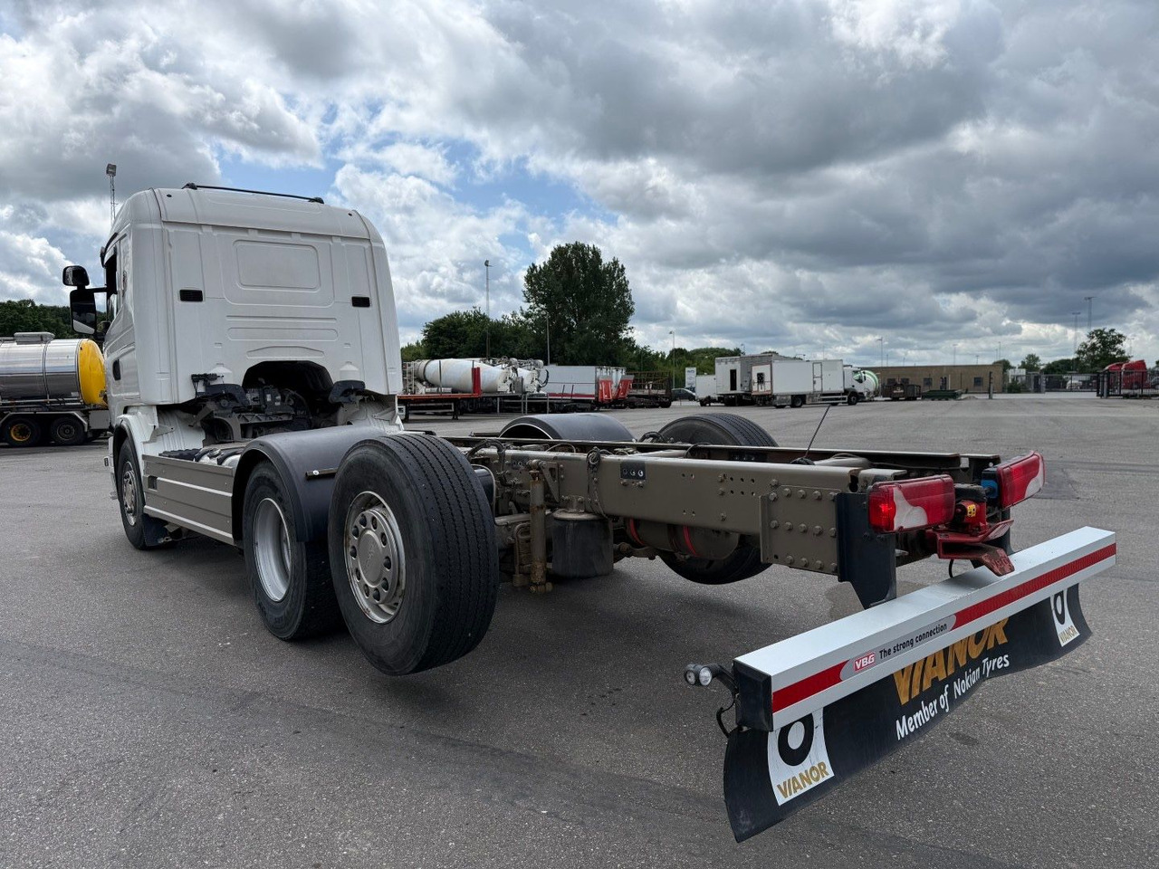 Scania G480 6x2*4 ADR Chassis / Fahrgestell / Retarder - Šasija kravas automašīna: foto 4 Scania G480 6x2*4 ADR Chassis / Fahrgestell / Retarder - Šasija kravas automašīna: foto 4