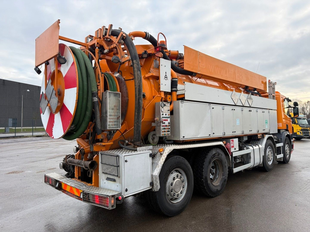 Scania P380 8x2*6 Hvidtved Larsen Flexline 414 - Asenizācijas mašīna: foto 3 Scania P380 8x2*6 Hvidtved Larsen Flexline 414 - Asenizācijas mašīna: foto 3